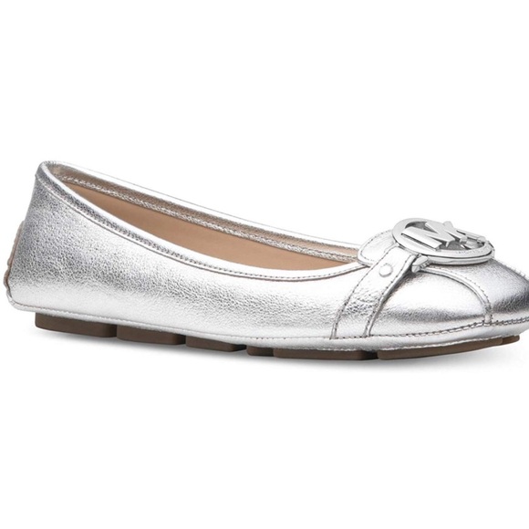 MK  Fulton Moc Metallic Silver Leather Flat Shoes - Picture 2 of 3